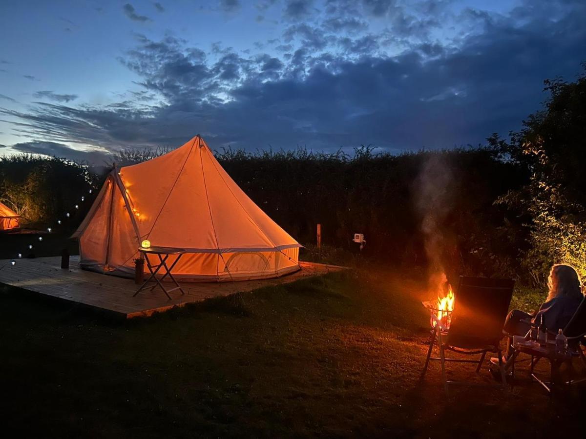 Hotel Roe Deer Meadow At Carr House Farm Scarborough Exterior foto
